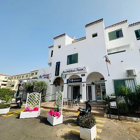 Alondras Park Mialsoma Apartment Arona  Exterior photo